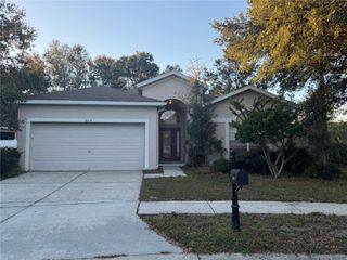 8210 WHISTLING PINE WAY, Tampa, FL 33647
