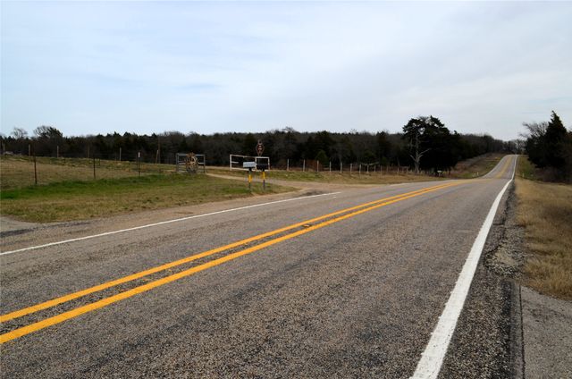 3843 Fm 1256, Eustace, TX 75124