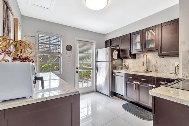 227 NE 12th Street, Delray Beach, FL 33444