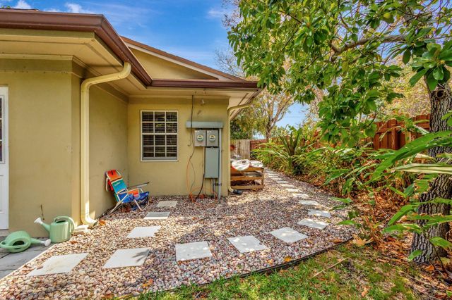 227 NE 12th Street, Delray Beach, FL 33444