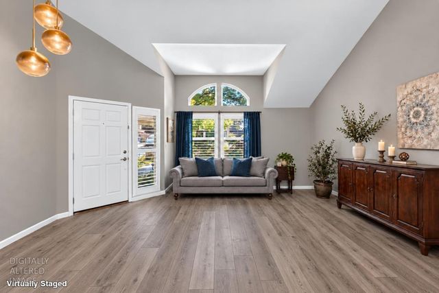 164 Hopper Ln, Folsom, CA 95630