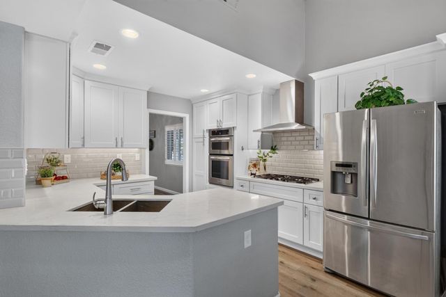 164 Hopper Ln, Folsom, CA 95630