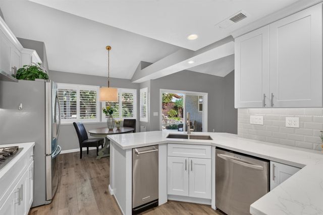 164 Hopper Ln, Folsom, CA 95630