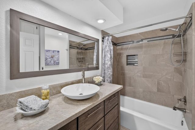 164 Hopper Ln, Folsom, CA 95630