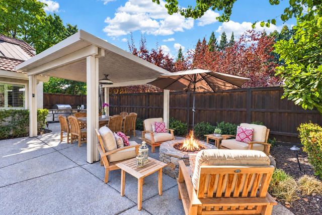 164 Hopper Ln, Folsom, CA 95630