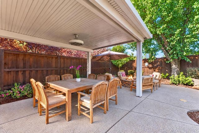 164 Hopper Ln, Folsom, CA 95630