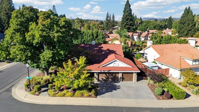 164 Hopper Ln, Folsom, CA 95630