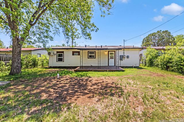 419 Hub Ave, San Antonio, TX 78220