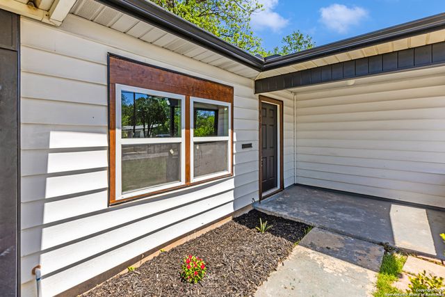 419 Hub Ave, San Antonio, TX 78220