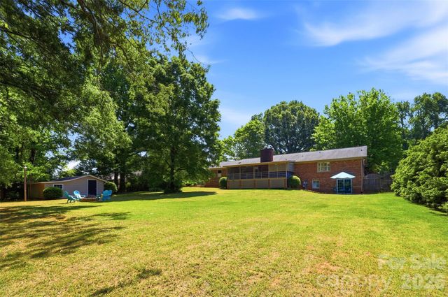 119 Essaw Road, Waxhaw, NC 28173