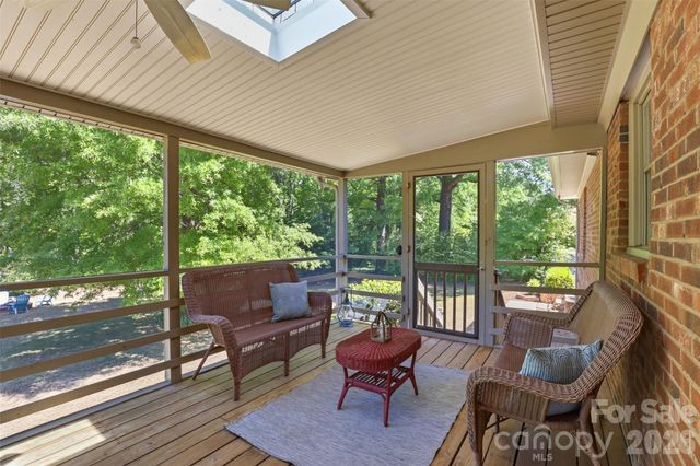 119 Essaw Road, Waxhaw, NC 28173
