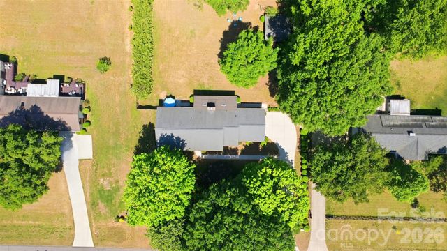 119 Essaw Road, Waxhaw, NC 28173
