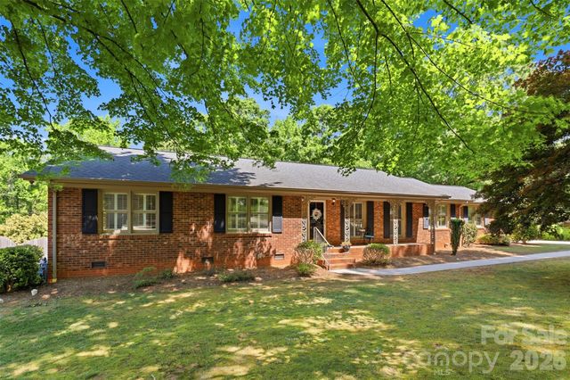 119 Essaw Road, Waxhaw, NC 28173