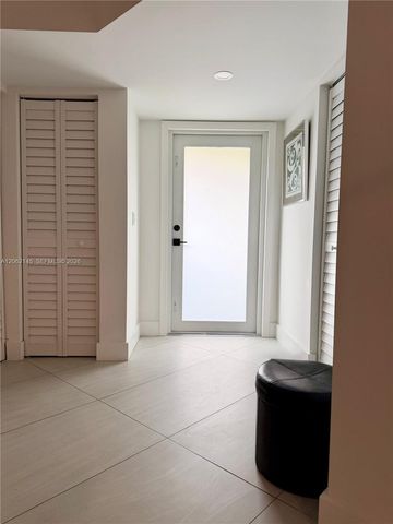 9837 SW 138th Avenue FD1R, Miami, FL 33186