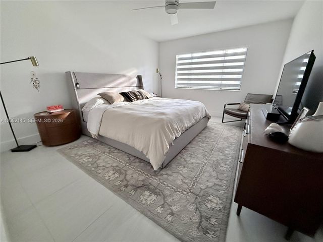 9837 SW 138th Avenue FD1R, Miami, FL 33186