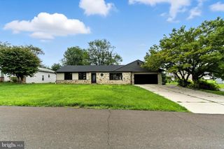2611 LINCONIA AVENUE, Feasterville Trevose, PA 19053