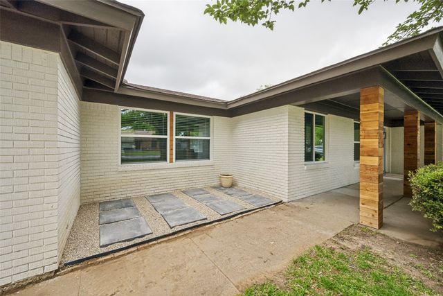 4305 Cummings Drive, North Richland Hills, TX 76180