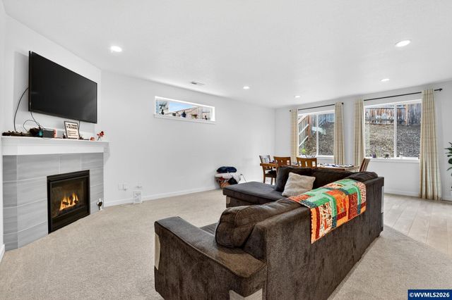 5059 NW Stardown Dr, Corvallis, OR 97330