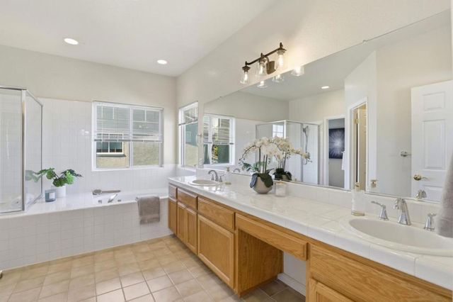 1201 Blue Parrot Court, Gilroy, CA 95020