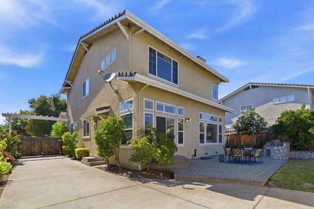 1201 Blue Parrot Court, Gilroy, CA 95020