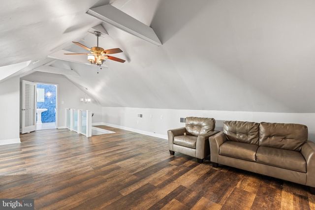 711 10TH ST, Riverton, NJ 08077