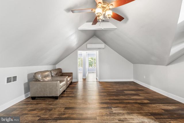 711 10TH ST, Riverton, NJ 08077