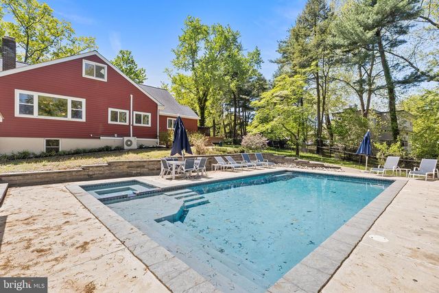 711 10TH ST, Riverton, NJ 08077