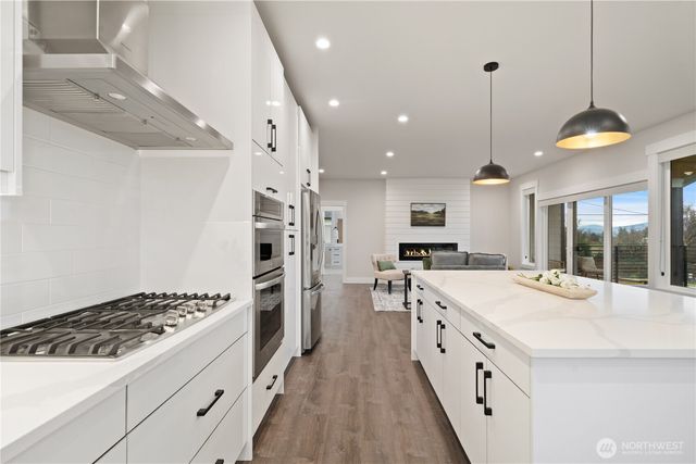 2120 Lagerwey Circle, Lynden, WA 98264