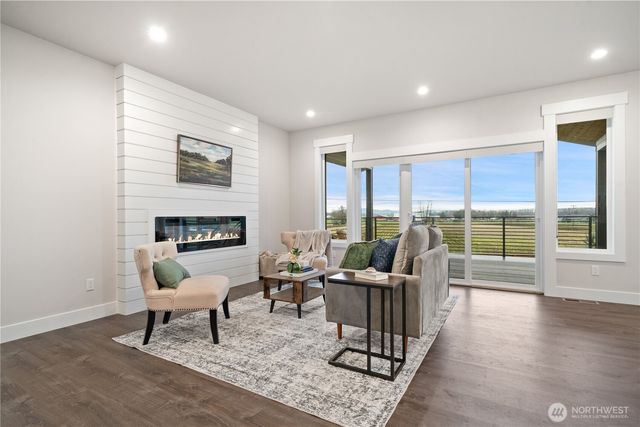 2120 Lagerwey Circle, Lynden, WA 98264