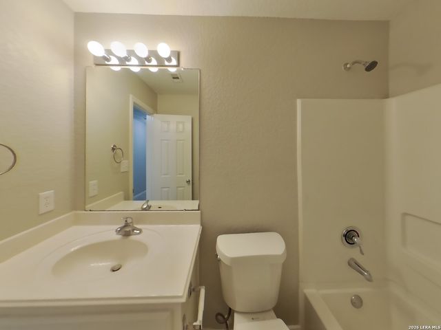 5746 Butch, San Antonio, TX 78252