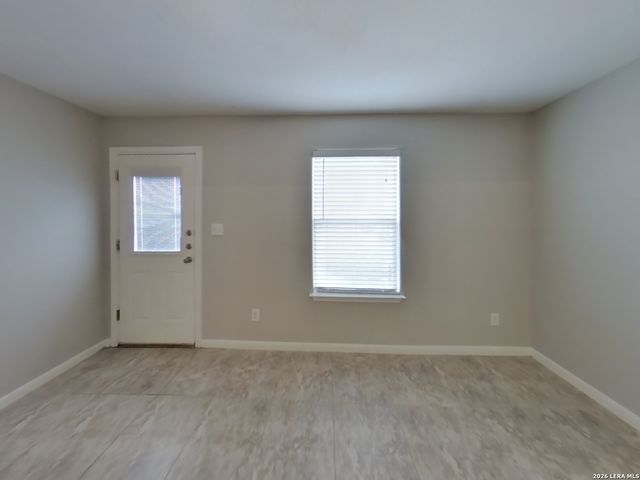 5746 Butch, San Antonio, TX 78252