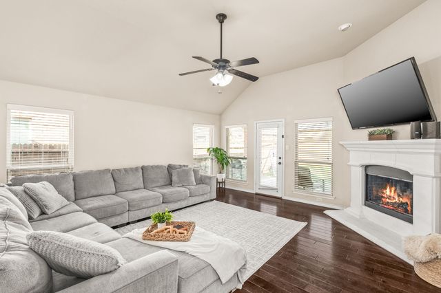 10112 Old Eagle River Lane, Mckinney, TX 75072