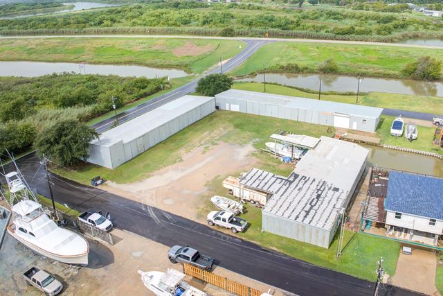 205 Marine Way, Freeport, TX 77541