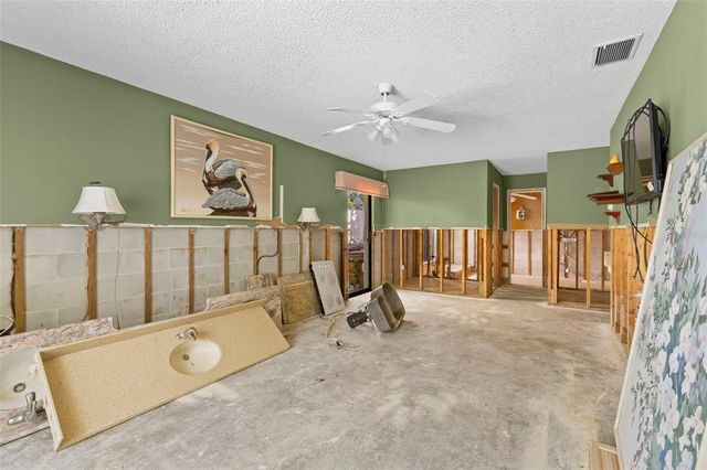 5030 PORPOISE PLACE, New Port Richey, FL 34652
