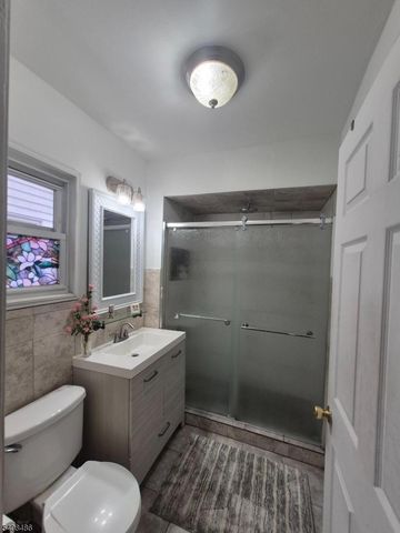 67 Marne St, Newark City, NJ 07105