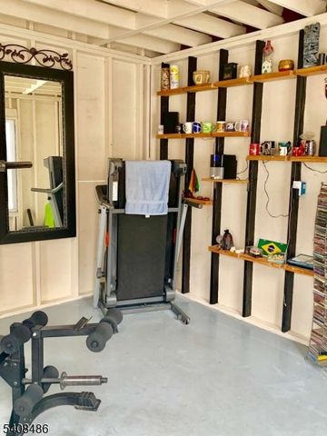 67 Marne St, Newark City, NJ 07105