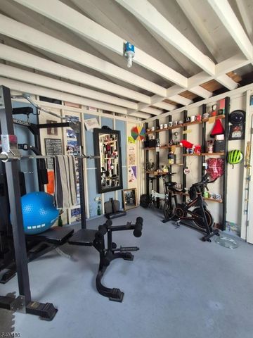 67 Marne St, Newark City, NJ 07105