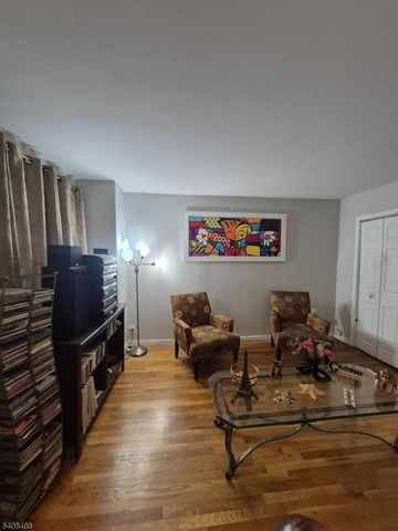 67 Marne St, Newark City, NJ 07105