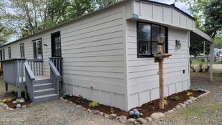 S 10161 Naches Rd, Naches, WA 98937