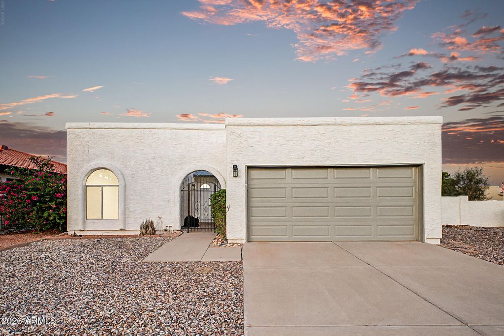 26621 S SHUMAKER Drive, Sun Lakes, AZ 85248 — photo 2