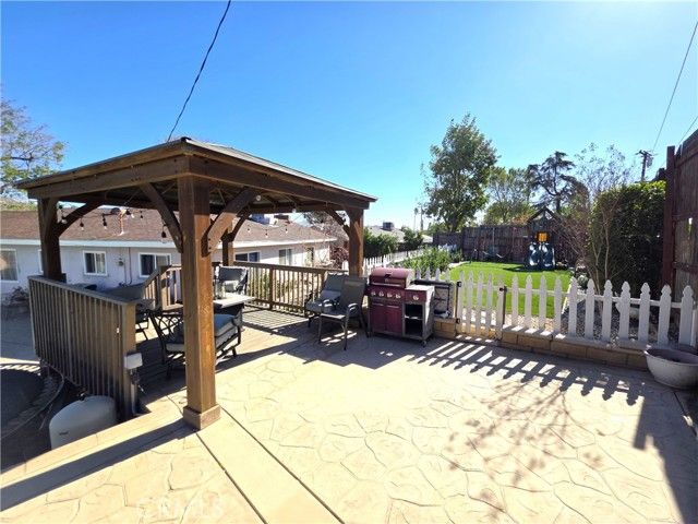 6424 Tournament, Jurupa Valley, CA 92509