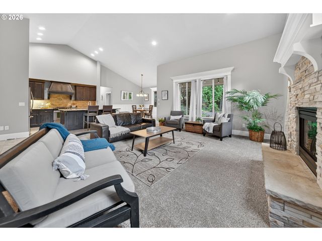 3571 SUMMIT SKY Blvd, Eugene, OR 97405
