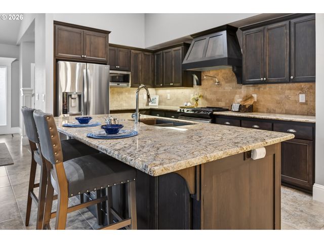 3571 SUMMIT SKY Blvd, Eugene, OR 97405