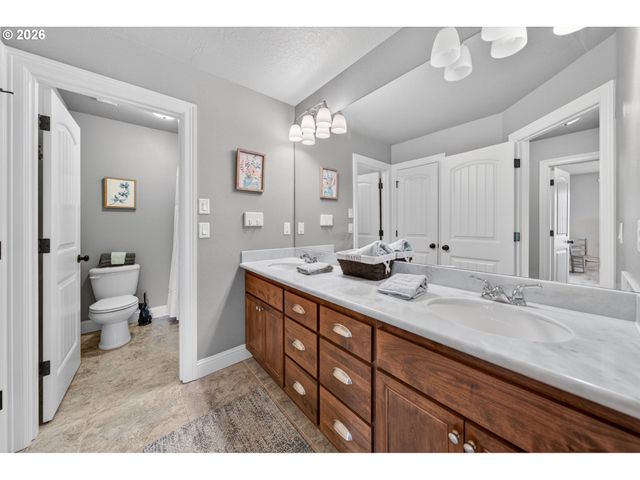 3571 SUMMIT SKY Blvd, Eugene, OR 97405