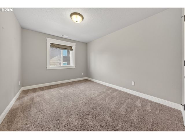 3571 SUMMIT SKY Blvd, Eugene, OR 97405