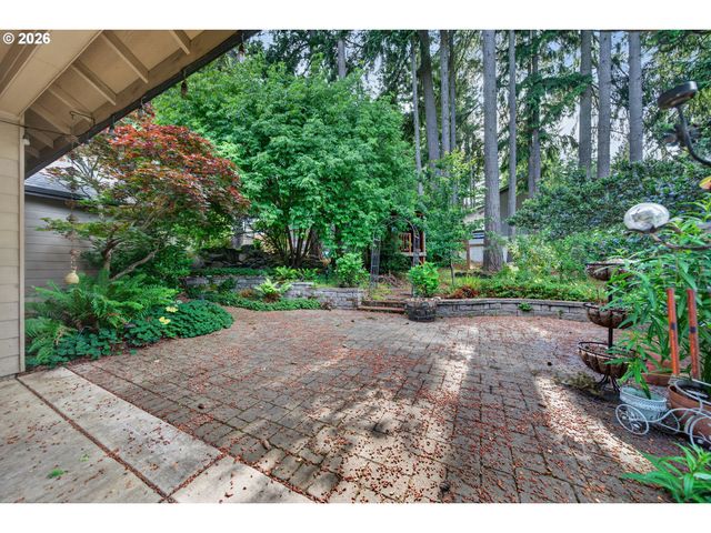 3571 SUMMIT SKY Blvd, Eugene, OR 97405