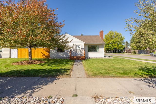 897 E 13th Street, Idaho Falls, ID 83404