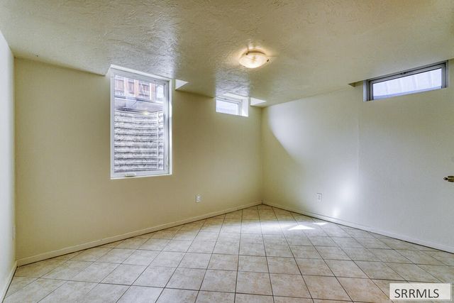897 E 13th Street, Idaho Falls, ID 83404