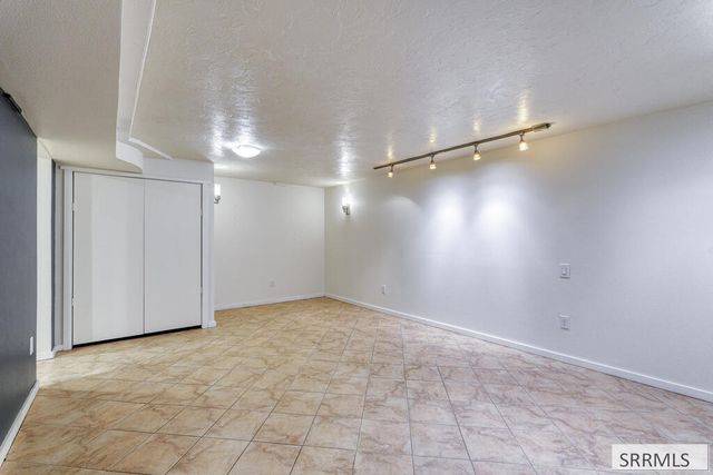 897 E 13th Street, Idaho Falls, ID 83404