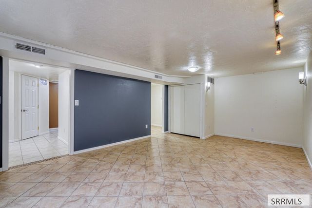 897 E 13th Street, Idaho Falls, ID 83404